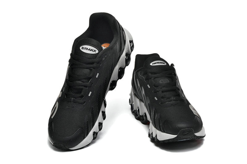 Les baskets Nike Air Max DN8 combinent innovation et design moderne pour offrir un style dynamique et une performance inégalée.pas cher . Le moins cher.