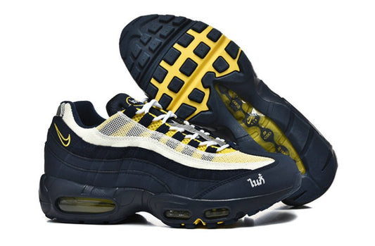 Les baskets Nike Air Max 95 sont synonymes de style emblématique et de confort absolu. Leur design distinctif. Pas cher. Le moins cher.
