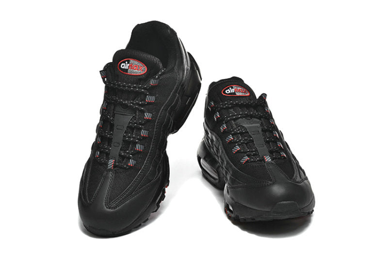 Les baskets Nike Air Max 95 sont synonymes de style emblématique et de confort absolu. Leur design distinctif. Pas cher. Le moins cher.