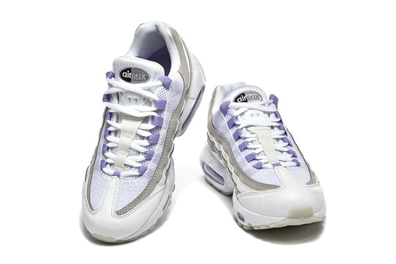 Les baskets Nike Air Max 95 sont synonymes de style emblématique et de confort absolu. Leur design distinctif. Pas cher. Le moins cher.