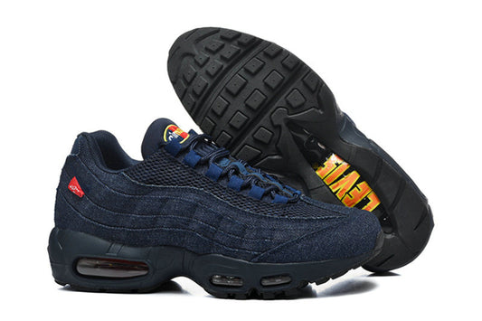 Les baskets Nike Air Max 95 sont synonymes de style emblématique et de confort absolu. Leur design distinctif. Pas cher. Le moins cher.