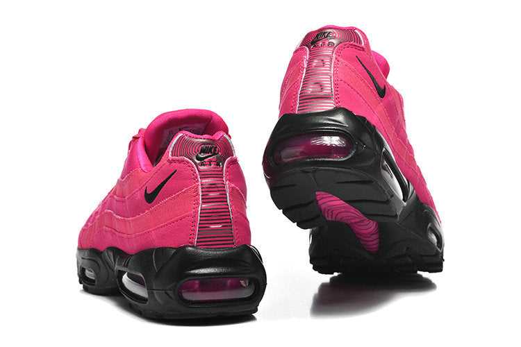 Les baskets Nike Air Max 95 sont synonymes de style emblématique et de confort absolu. Leur design distinctif. Pas cher. Le moins cher.