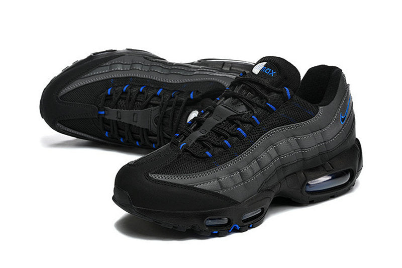 Les baskets Nike Air Max 95 sont synonymes de style emblématique et de confort absolu. Leur design distinctif. Pas cher. Le moins cher.