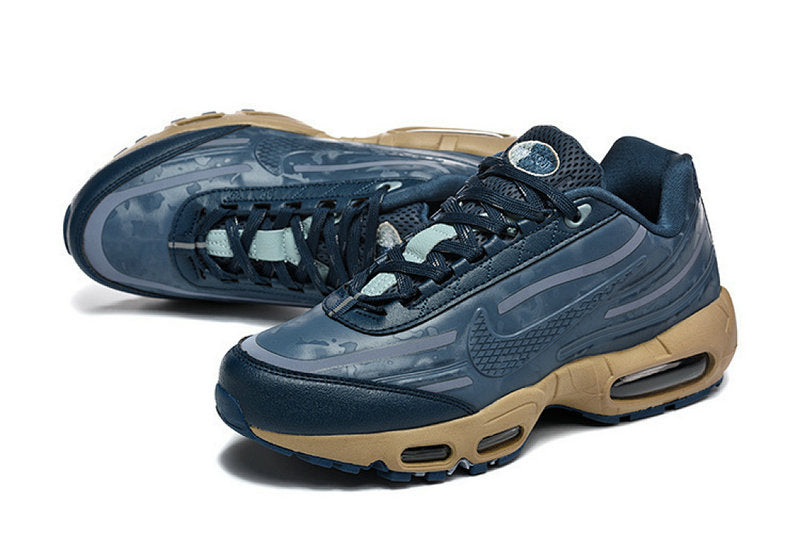 Les baskets Nike Air Max 95 sont synonymes de style emblématique et de confort absolu. Leur design distinctif. Pas cher. Le moins cher.