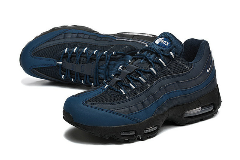 Les baskets Nike Air Max 95 sont synonymes de style emblématique et de confort absolu. Leur design distinctif. Pas cher. Le moins cher.