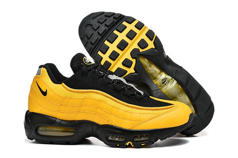 Les baskets Nike Air Max 95 sont synonymes de style emblématique et de confort absolu. Leur design distinctif. Pas cher. Le moins cher.
