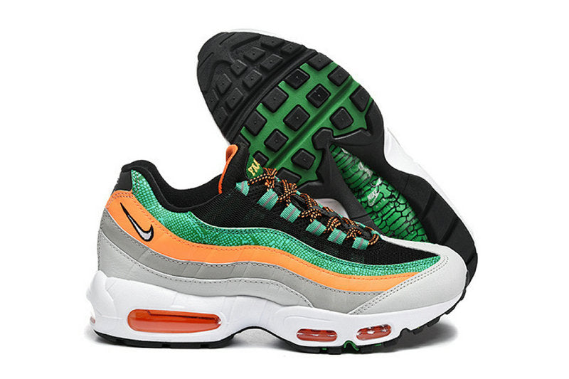 Les baskets Nike Air Max 95 sont synonymes de style emblématique et de confort absolu. Leur design distinctif. Pas cher. Le moins cher.