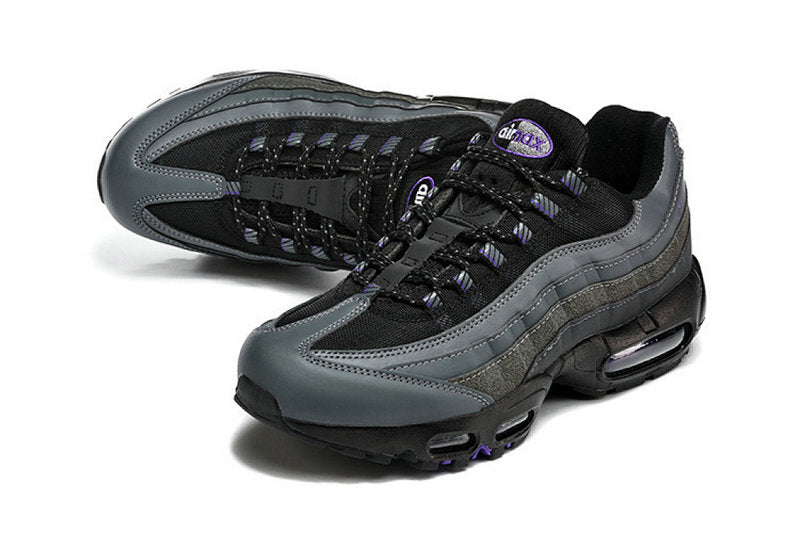 Les baskets Nike Air Max 95 sont synonymes de style emblématique et de confort absolu. Leur design distinctif. Pas cher. Le moins cher.