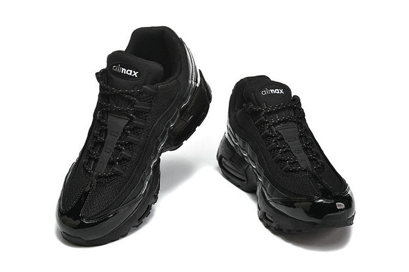 Les baskets Nike Air Max 95 sont synonymes de style emblématique et de confort absolu. Leur design distinctif. Pas cher. Le moins cher.