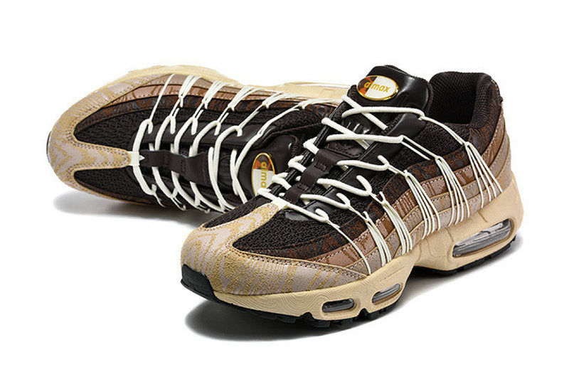 Les baskets Nike Air Max 95 sont synonymes de style emblématique et de confort absolu. Leur design distinctif. Pas cher. Le moins cher.