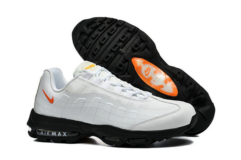 Les baskets Nike Air Max 95 sont synonymes de style emblématique et de confort absolu. Leur design distinctif. Pas cher. Le moins cher.