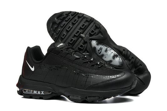 Les baskets Nike Air Max 95 sont synonymes de style emblématique et de confort absolu. Leur design distinctif. Pas cher. Le moins cher.