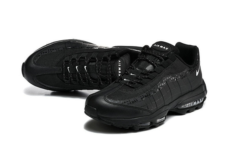 Les baskets Nike Air Max 95 sont synonymes de style emblématique et de confort absolu. Leur design distinctif. Pas cher. Le moins cher.
