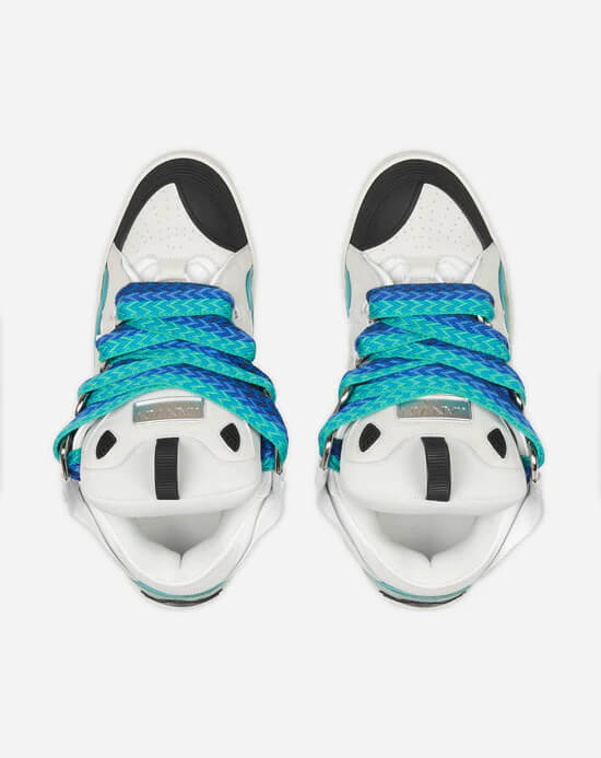  Les baskets sneakers Lanvin incarnent un style emblématique et un luxe français.

leur design élégant. Pas cher. Le moins cher.