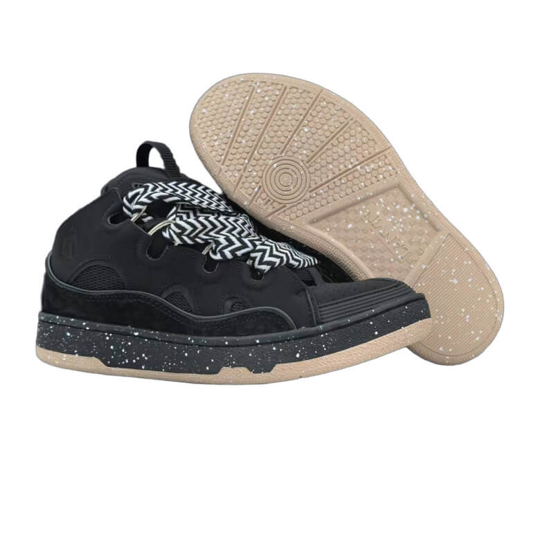  Les baskets sneakers Lanvin incarnent un style emblématique et un luxe français.

leur design élégant. Pas cher. Le moins cher.