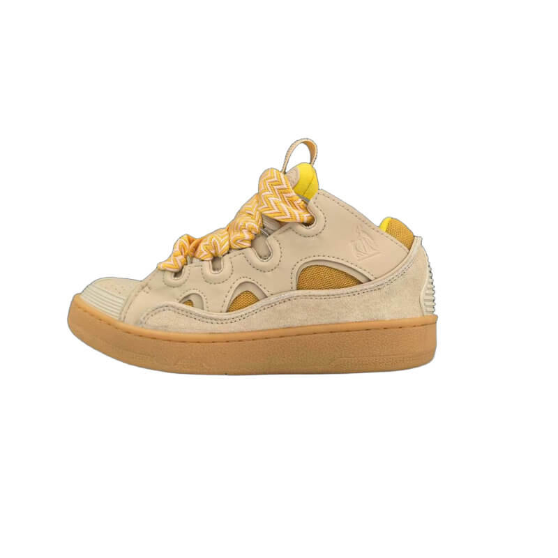  Les baskets sneakers Lanvin incarnent un style emblématique et un luxe français.

leur design élégant. Pas cher. Le moins cher.