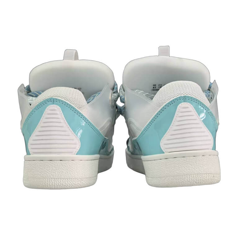  Les baskets sneakers Lanvin incarnent un style emblématique et un luxe français.

leur design élégant. Pas cher. Le moins cher.