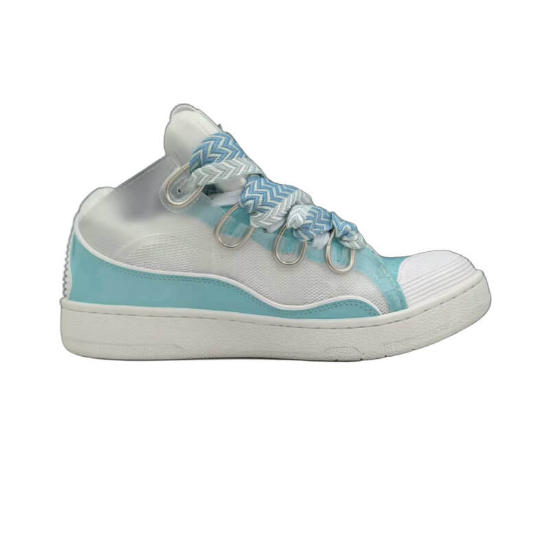  Les baskets sneakers Lanvin incarnent un style emblématique et un luxe français.

leur design élégant. Pas cher. Le moins cher.