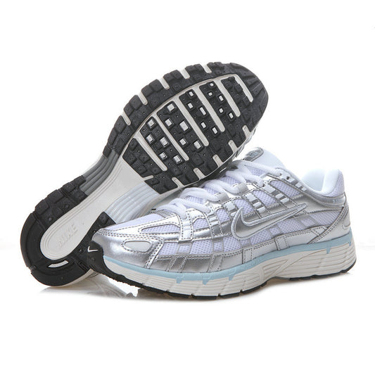 Les baskets Nike P-6000 allient un style rétro inspiré des années 2000 à une technologie moderne pour un look et un confort incomparables.