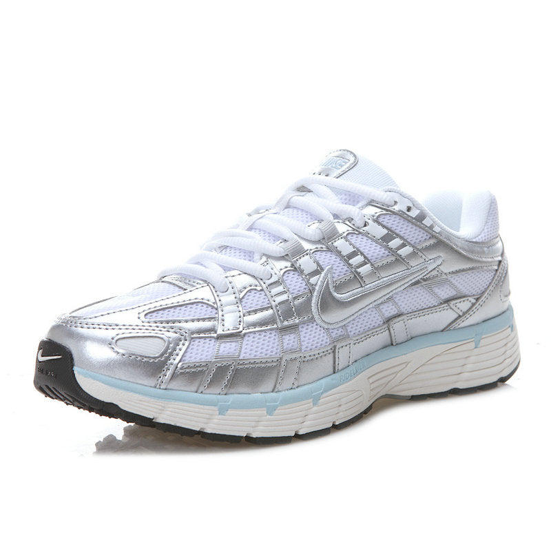 Les baskets Nike P-6000 allient un style rétro inspiré des années 2000 à une technologie moderne pour un look et un confort incomparables.