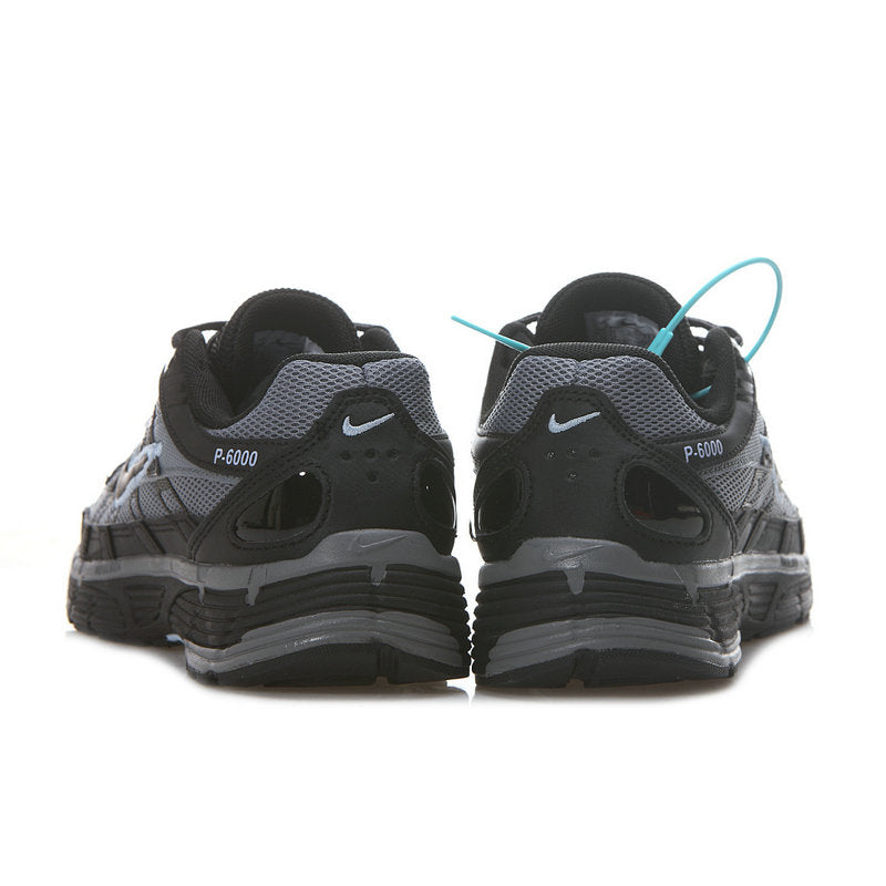 Les baskets Nike P-6000 allient un style rétro inspiré des années 2000 à une technologie moderne pour un look et un confort incomparables.