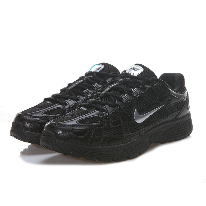 Les baskets Nike P-6000 allient un style rétro inspiré des années 2000 à une technologie moderne pour un look et un confort incomparables.
