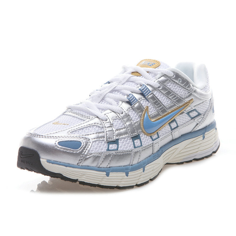 Les baskets Nike P-6000 allient un style rétro inspiré des années 2000 à une technologie moderne pour un look et un confort incomparables.