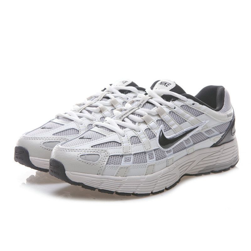 Les baskets Nike P-6000 allient un style rétro inspiré des années 2000 à une technologie moderne pour un look et un confort incomparables.