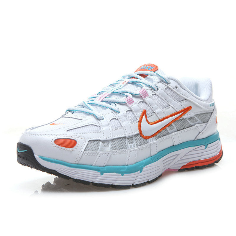 Les baskets Nike P-6000 allient un style rétro inspiré des années 2000 à une technologie moderne pour un look et un confort incomparables.