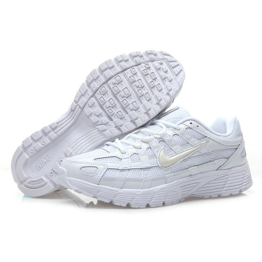 Les baskets Nike P-6000 allient un style rétro inspiré des années 2000 à une technologie moderne pour un look et un confort incomparables.