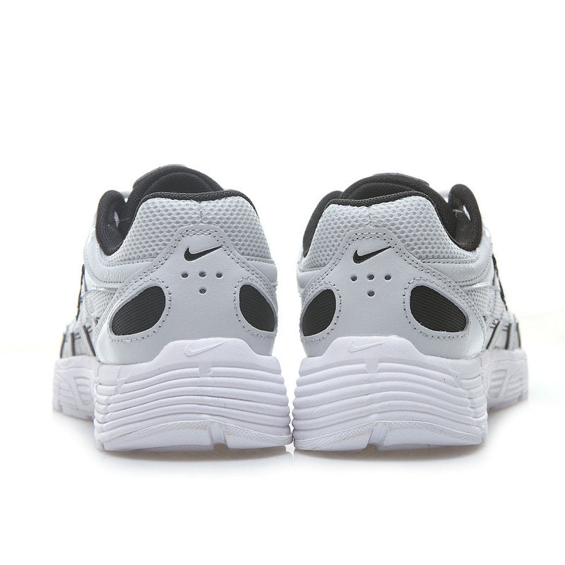 Les baskets Nike P-6000 allient un style rétro inspiré des années 2000 à une technologie moderne pour un look et un confort incomparables.