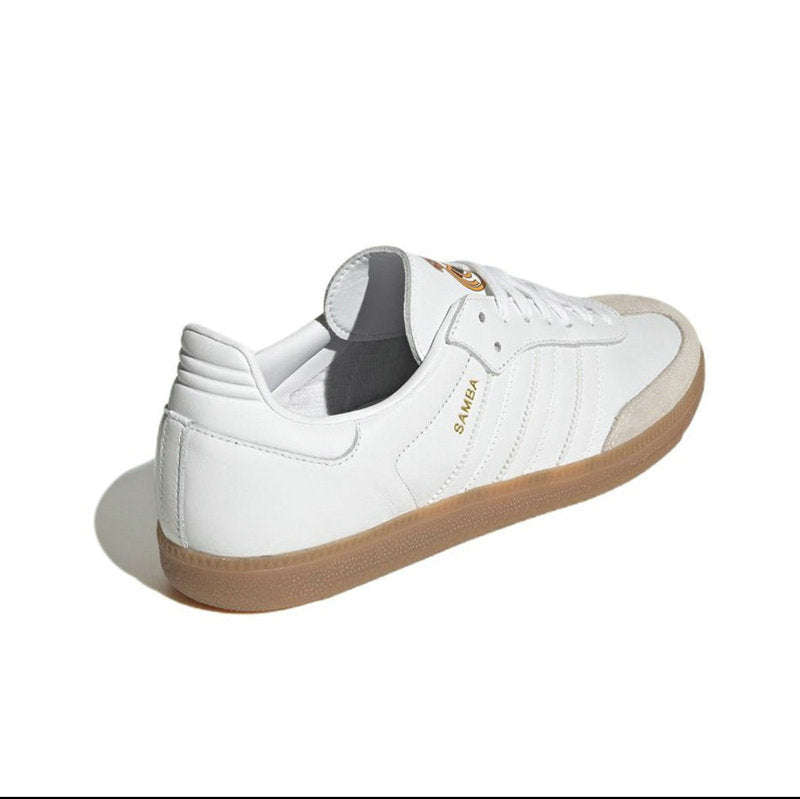 Adoptez le style intemporel avec les baskets adidas samba! Confort suprême et durabilité font de ces sneakers un choix incontournable pour le quotidien.