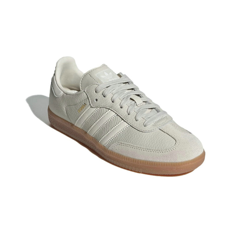 Adoptez le style intemporel avec les baskets adidas samba! Confort suprême et durabilité font de ces sneakers un choix incontournable pour le quotidien.