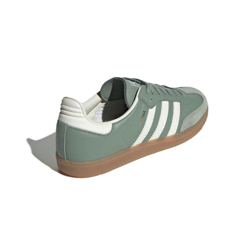 Adoptez le style intemporel avec les baskets adidas samba! Confort suprême et durabilité font de ces sneakers un choix incontournable pour le quotidien.