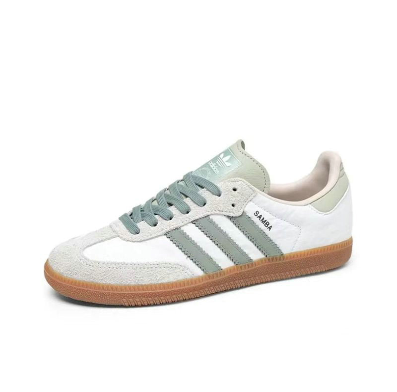 Adoptez le style intemporel avec les baskets adidas samba! Confort suprême et durabilité font de ces sneakers un choix incontournable pour le quotidien.