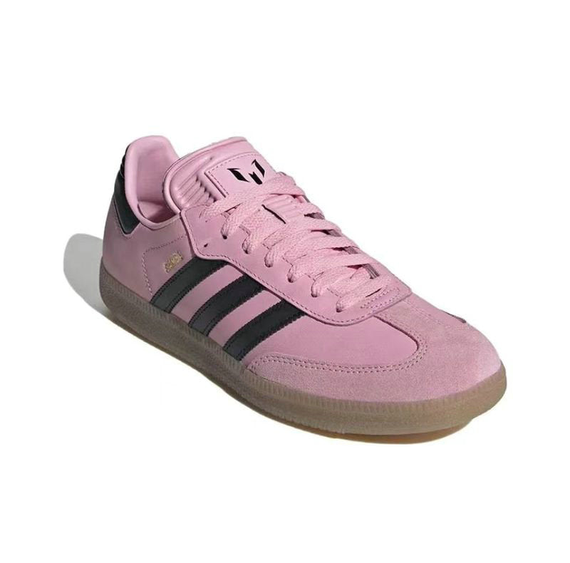 Adoptez le style intemporel avec les baskets adidas samba! Confort suprême et durabilité font de ces sneakers un choix incontournable pour le quotidien.
