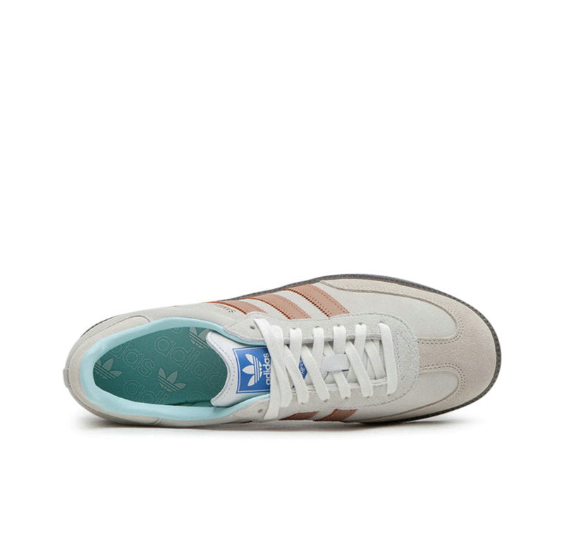 Adoptez le style intemporel avec les baskets adidas samba! Confort suprême et durabilité font de ces sneakers un choix incontournable pour le quotidien.