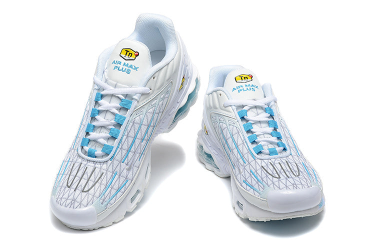 Les Baskets Nike TN air max Plus 3 incarnent un style emblématique et une performance supérieure.

Par ailleurs, leur design distinctif et leur utilisation