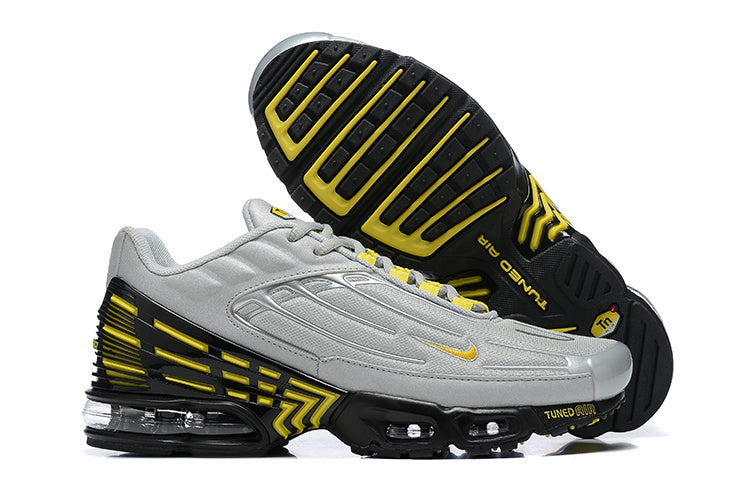 Les Baskets Nike TN air max Plus 3 incarnent un style emblématique et une performance supérieure.

Par ailleurs, leur design distinctif et leur utilisation