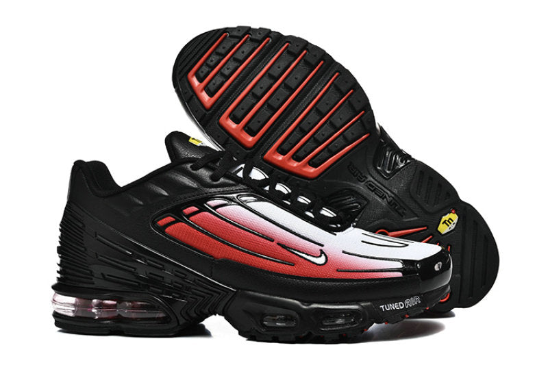 Les Baskets Nike TN air max Plus 3 incarnent un style emblématique et une performance supérieure.

Par ailleurs, leur design distinctif et leur utilisation