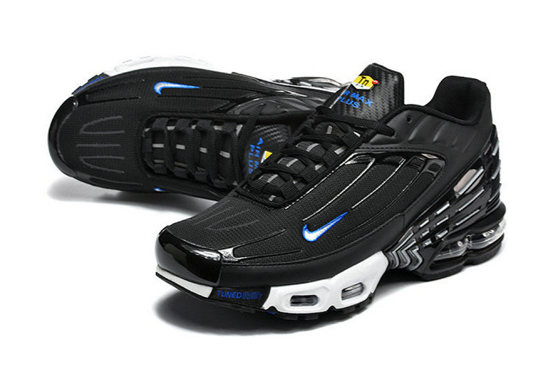 Les Baskets Nike TN air max Plus 3 incarnent un style emblématique et une performance supérieure.

Par ailleurs, leur design distinctif et leur utilisation