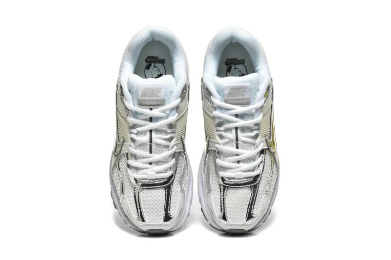 Découvrez le confort exceptionnel des Baskets Nike Zoom Vomero 5, alliant légèreté et innovation. Parfaites pour les sportifs et les passionnés !