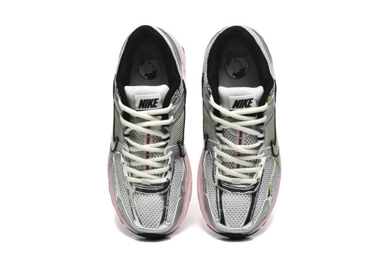 Découvrez le confort exceptionnel des Baskets Nike Zoom Vomero 5, alliant légèreté et innovation. Parfaites pour les sportifs et les passionnés !