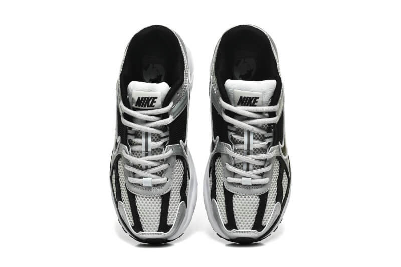 Découvrez le confort exceptionnel des Baskets Nike Zoom Vomero 5, alliant légèreté et innovation. Parfaites pour les sportifs et les passionnés !