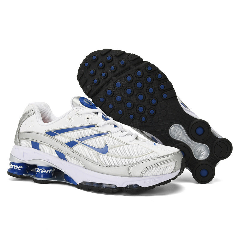 Les Baskets Nike Shox Ride 2 Supreme X incarnent un style emblématique et une performance supérieure.

Par ailleurs, leur design distinctif et leur utilisation