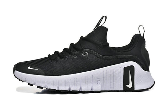 Découvrez les Baskets Nike Free Metcon 6, alliant puissance et flexibilité pour vos entraînements. Améliorez vos performances dès aujourd'hui!