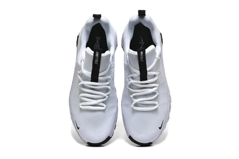 Découvrez les Baskets Nike Free Metcon 6, alliant puissance et flexibilité pour vos entraînements. Améliorez vos performances dès aujourd'hui!