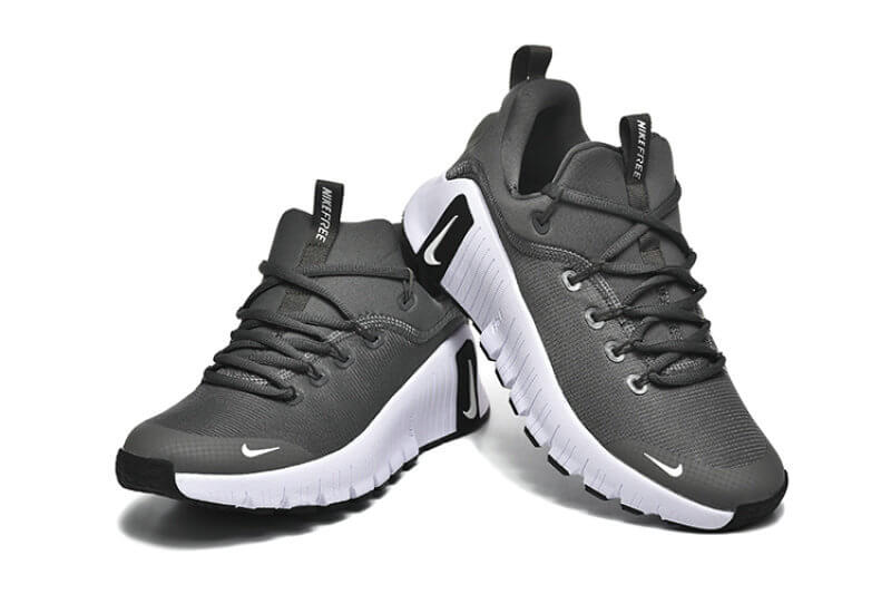 Découvrez les Baskets Nike Free Metcon 6, alliant puissance et flexibilité pour vos entraînements. Améliorez vos performances dès aujourd'hui!