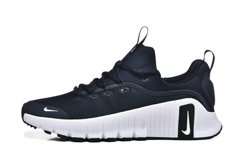 Découvrez les Baskets Nike Free Metcon 6, alliant puissance et flexibilité pour vos entraînements. Améliorez vos performances dès aujourd'hui!