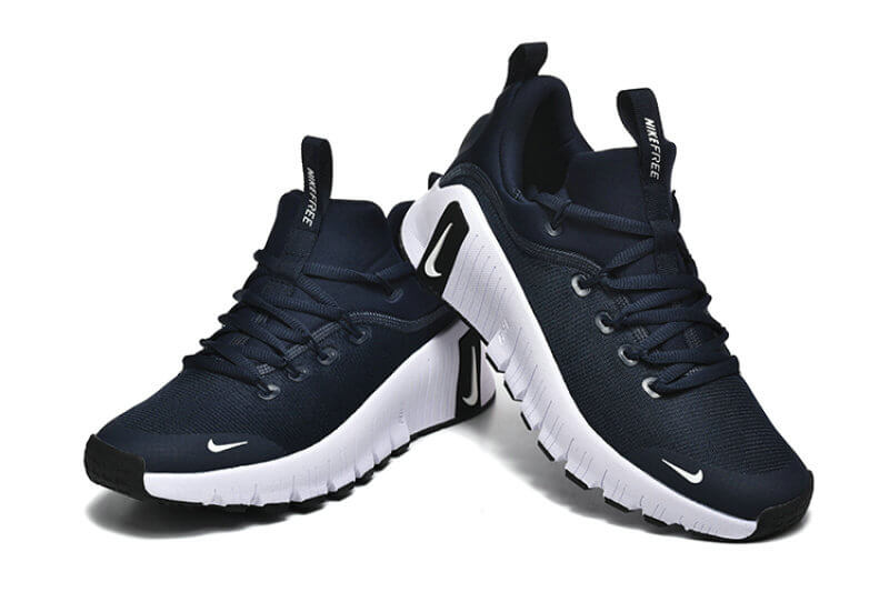 Découvrez les Baskets Nike Free Metcon 6, alliant puissance et flexibilité pour vos entraînements. Améliorez vos performances dès aujourd'hui!